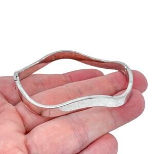 Wavy Hinge Bangle Bracelet | Vintage Sterling Silver 925 | 7"